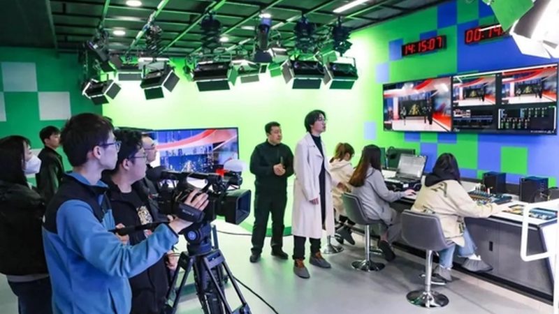 宣传片拍摄设备定制方案：揭秘如何打造专业视听体验